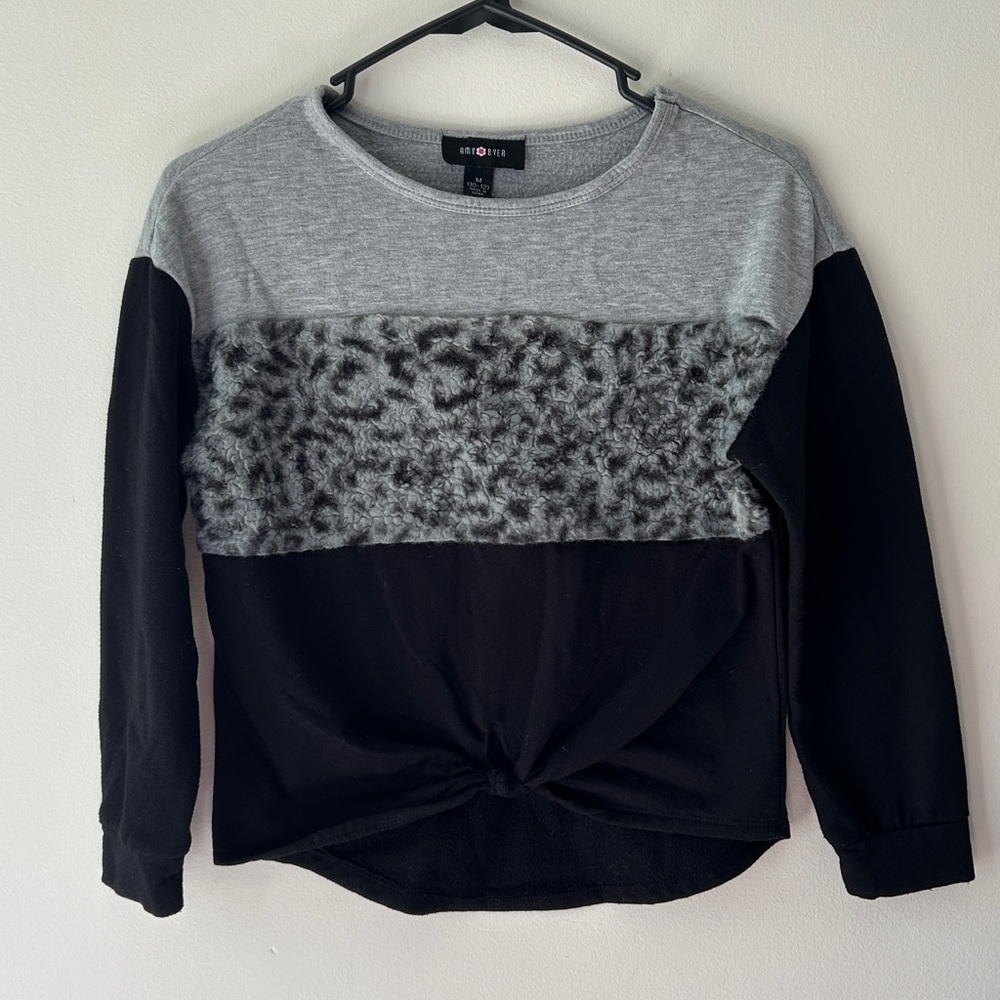 Amy Byer Heather Gray Casual Top